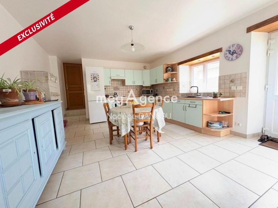 Villa i Saint-Lô, Manche - foto 1