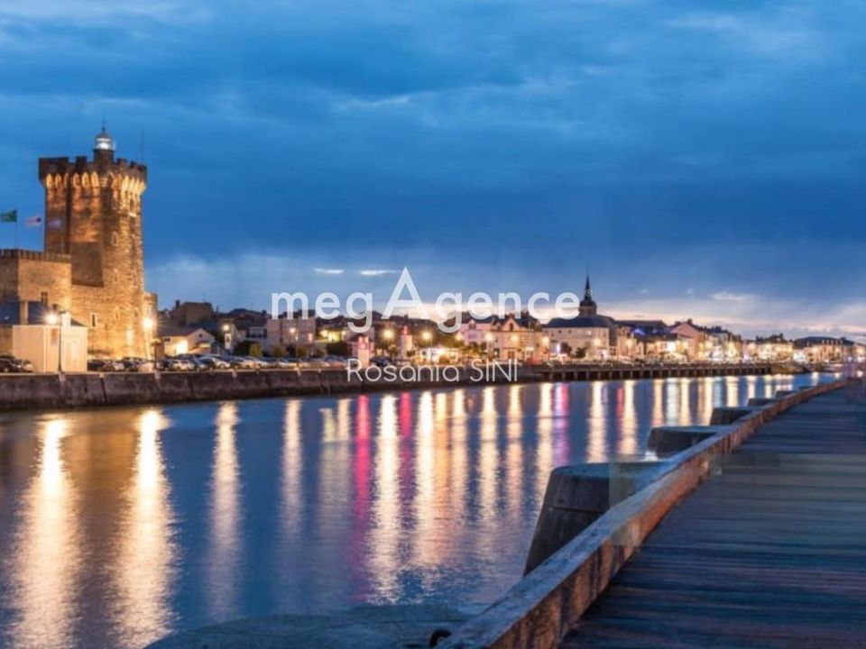 Erhvervsejendom i Les Sables-d'Olonne, Vendee - foto 2