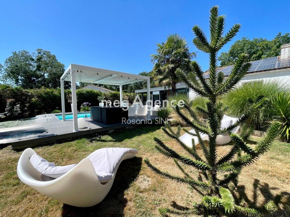 Villa en Sainte-Foy, Vendee - foto 1