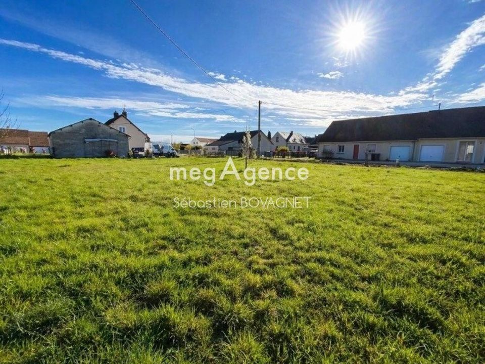 Helårsgrund i Mansigné, Sarthe - foto 1