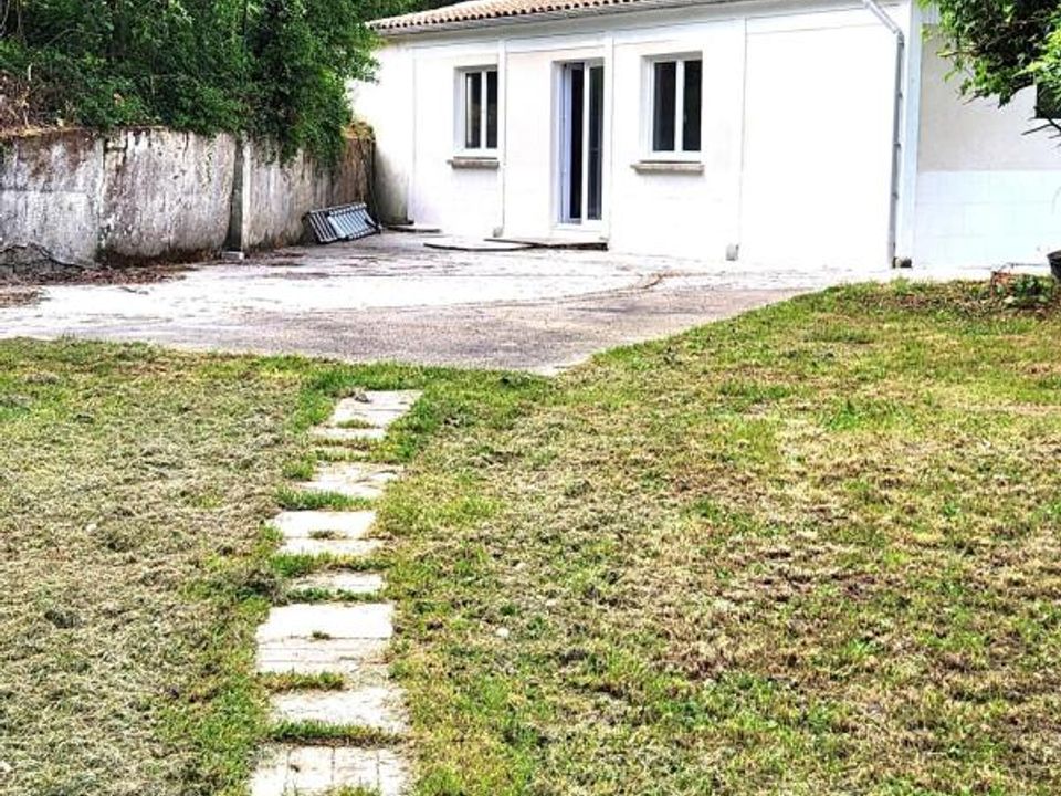 Villa i Saint-Jean-d'Angely, Charente-Maritime - foto 1