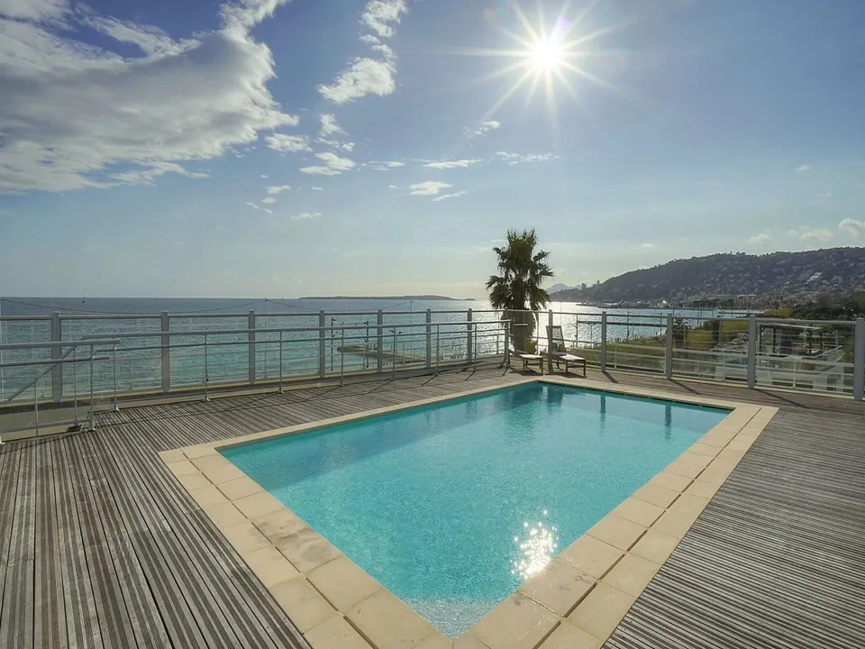 Lejlighed i Juan-les-Pins, Alpes-Maritimes - foto 1