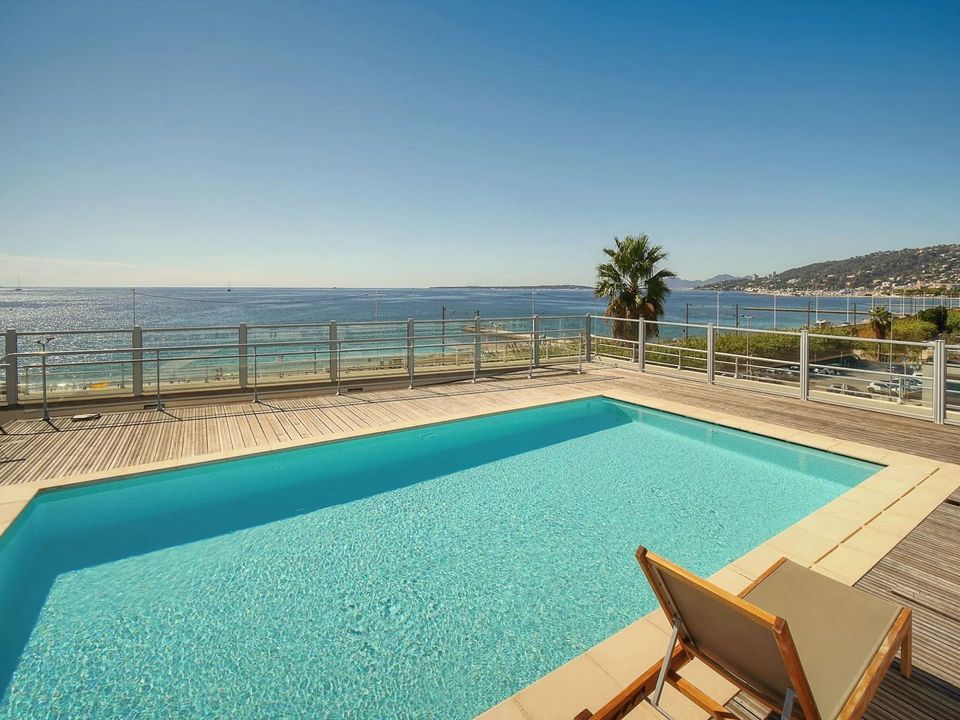Lejlighed i Juan-les-Pins, Alpes-Maritimes - foto 1