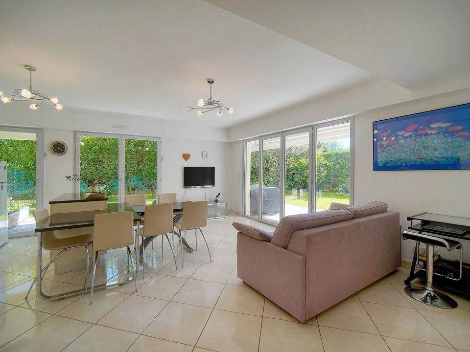 Lejlighed i Juan-les-Pins, Alpes-Maritimes - foto 4