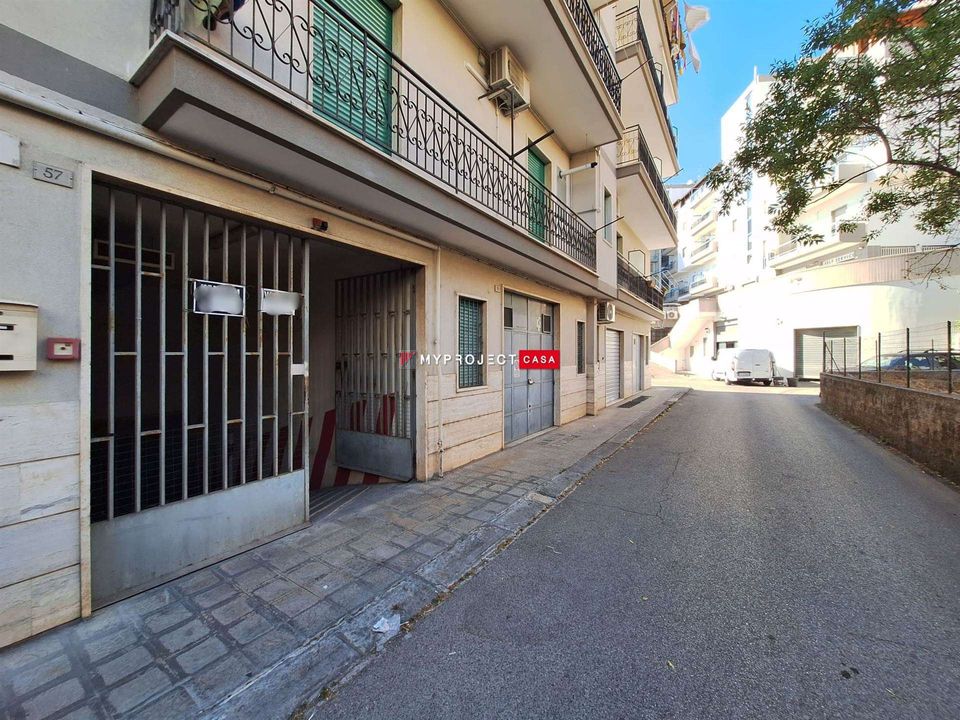 Garage in Martina Franca, Taranto - foto 1