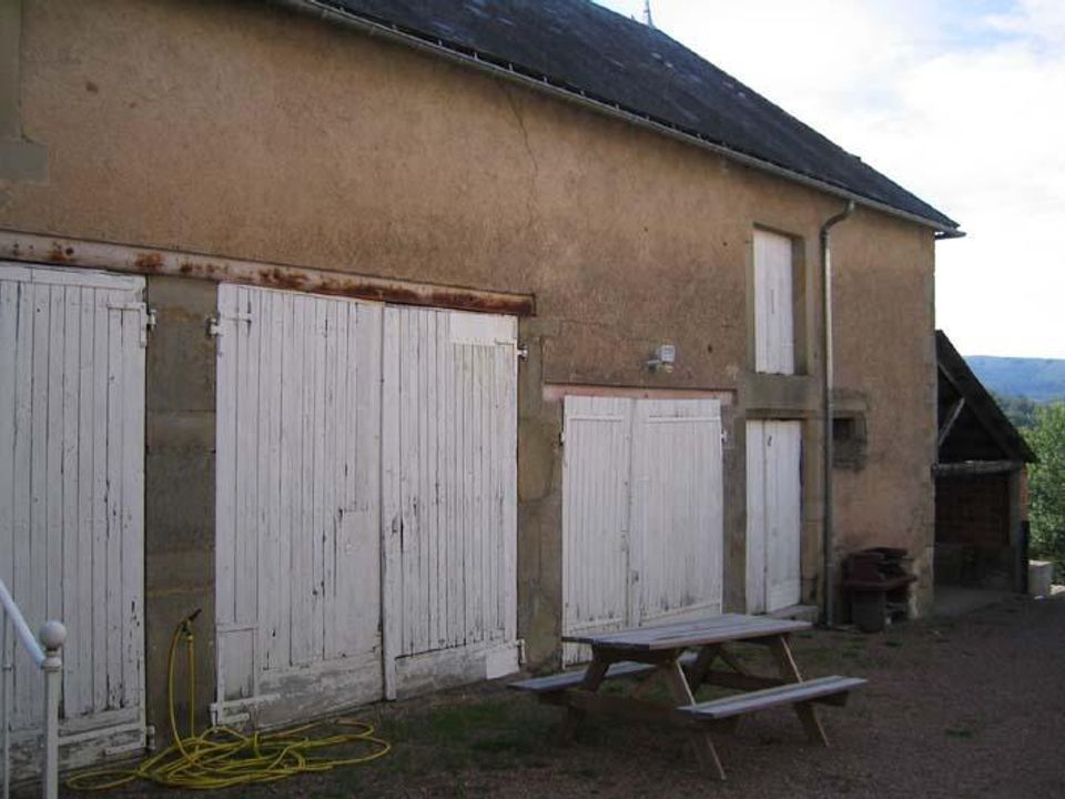 Propiedad comercial en Anost, Saone-et-Loire - foto 4