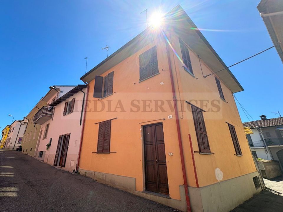 Villa in Sannazzaro de Burgondi, Pavia - foto 2