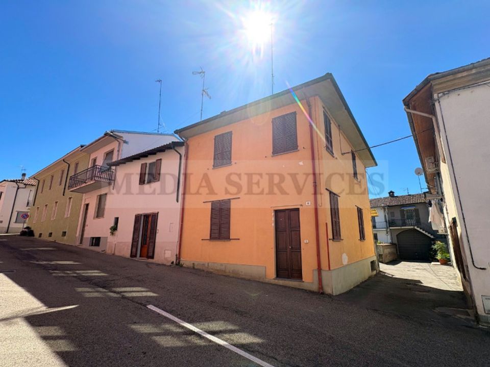 Villa in Sannazzaro de Burgondi, Pavia - foto 3