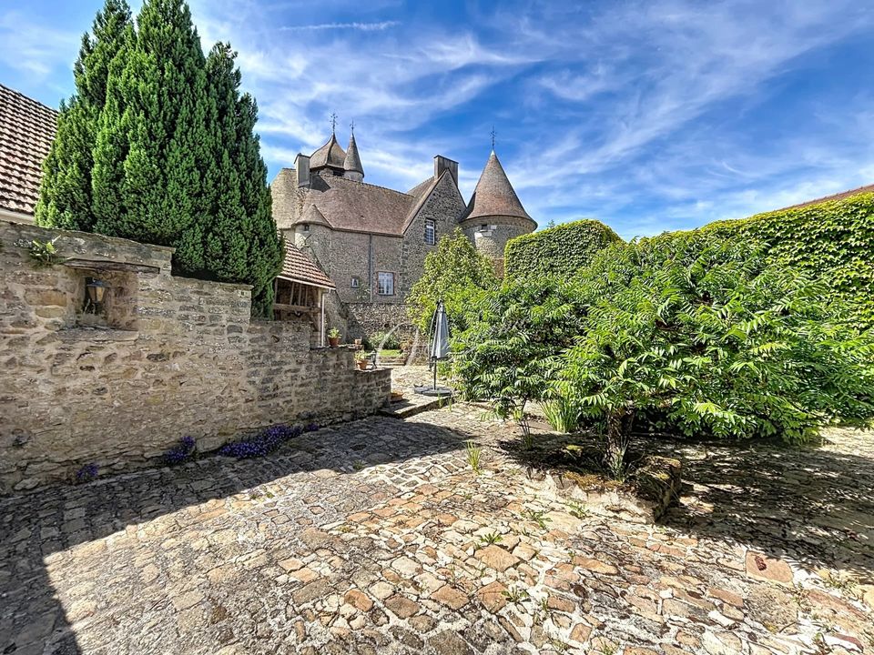 Villa en Arnay-le-Duc, Cote-d'Or - foto 1