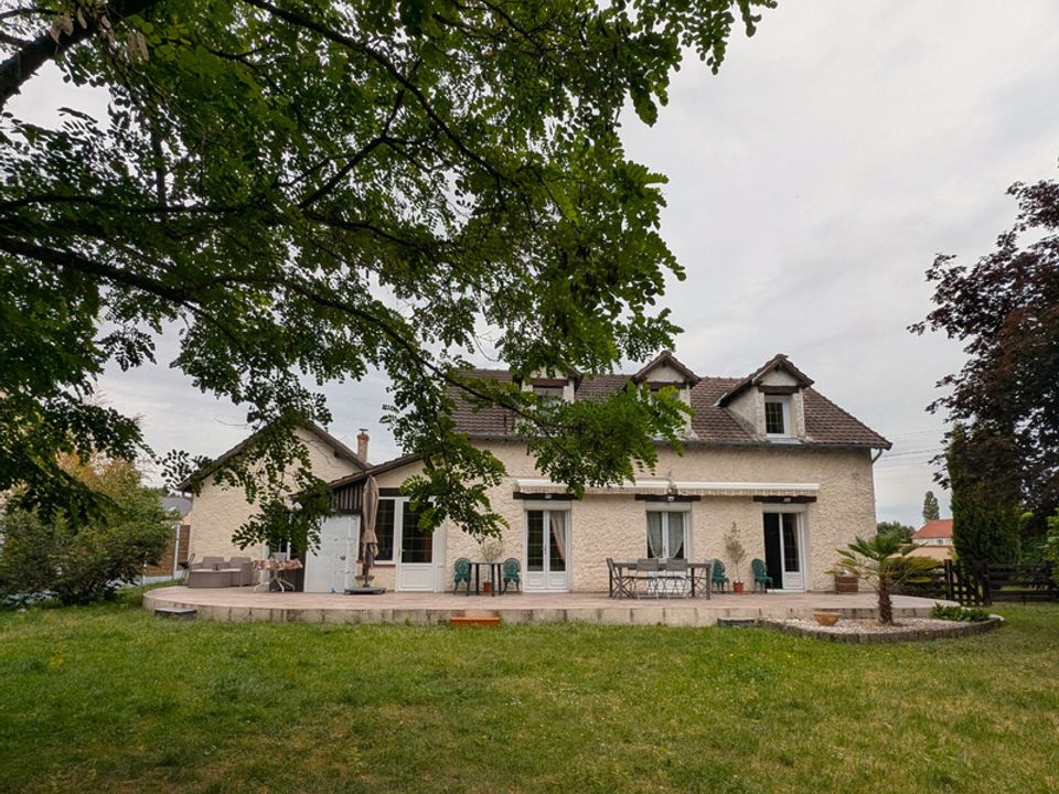 Villa i Chécy, Loiret - foto 1
