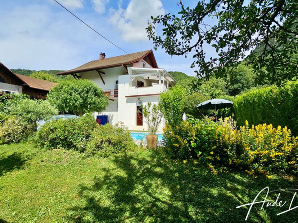 Villa en Cluses, Haute-Savoie - foto 3