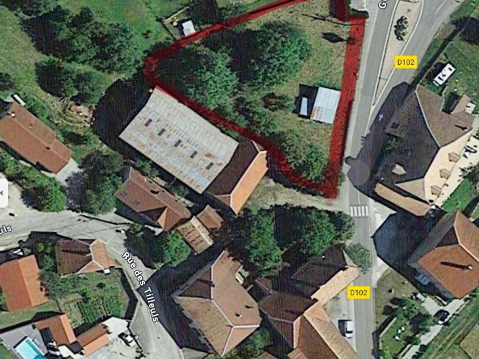 Tomt i Montrond-le-Chateau, Doubs - bilde 1