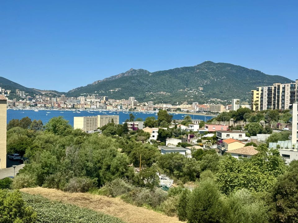 Lejlighed i Ajaccio, Corse-du-Sud - foto 1