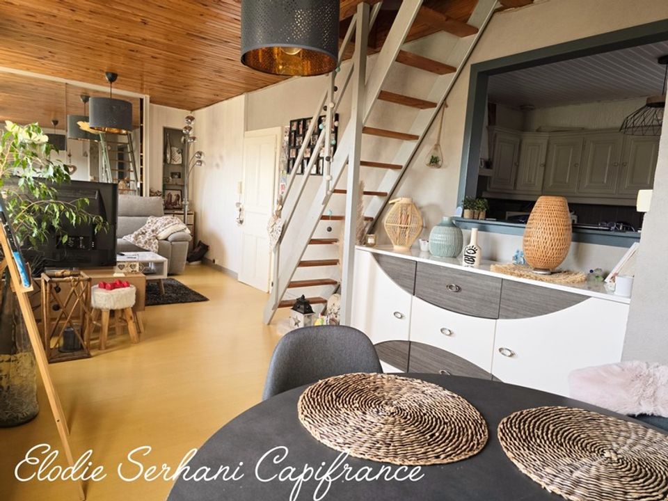 Lejlighed i Montbeliard, Doubs - foto 1