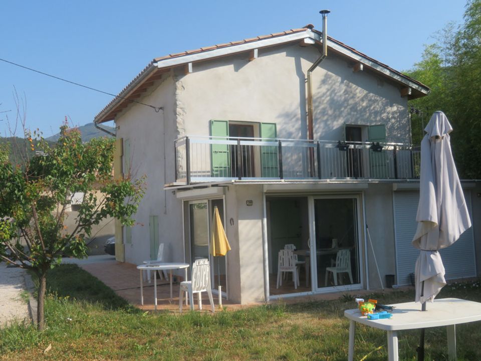 Villa i Digne-les-Bains, Alpes-de-Haute-Provence - bilde 1