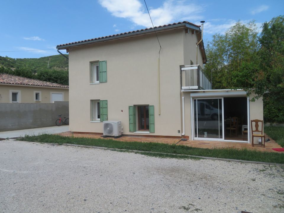 Villa i Digne-les-Bains, Alpes-de-Haute-Provence - bilde 2