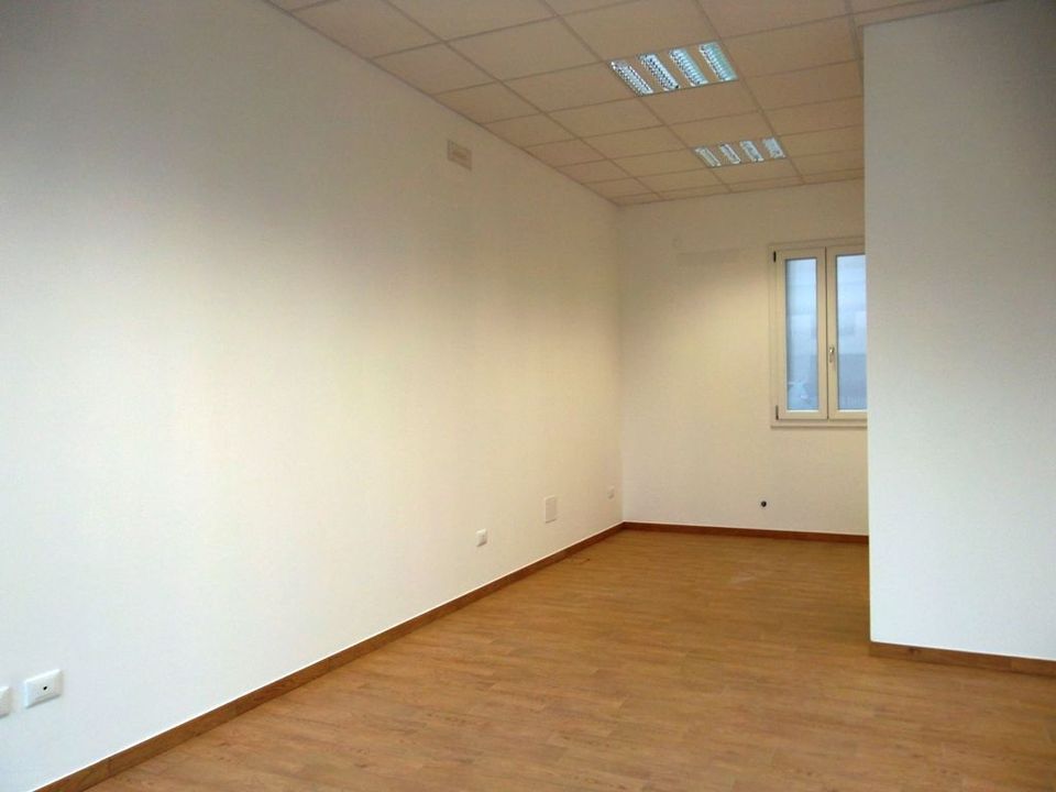 Erhvervsejendom i Rovigo, Rovigo - foto 2