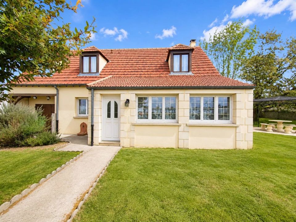 Villa en La Ferté-sous-Jouarre, Seine-et-Marne - foto 1