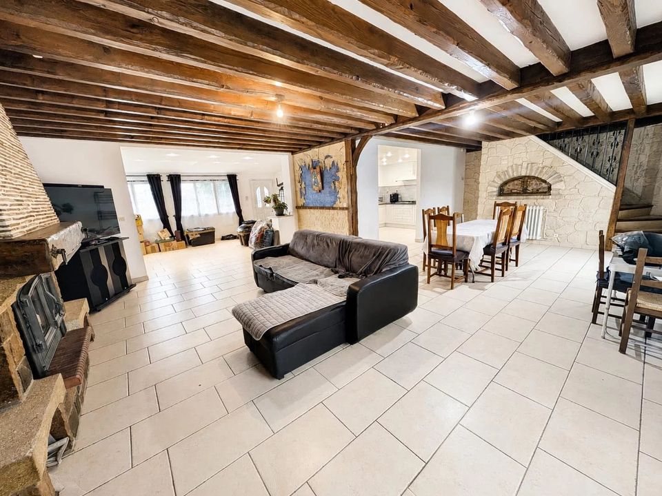 Villa en La Ferté-sous-Jouarre, Seine-et-Marne - foto 2