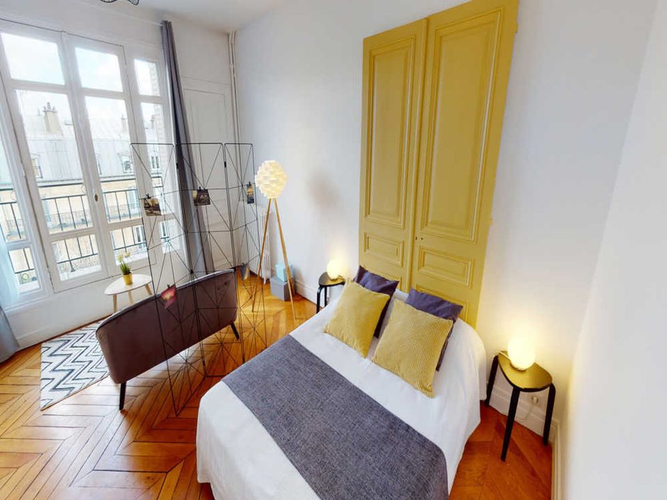 Apartment in Paris, Paris - photo 1