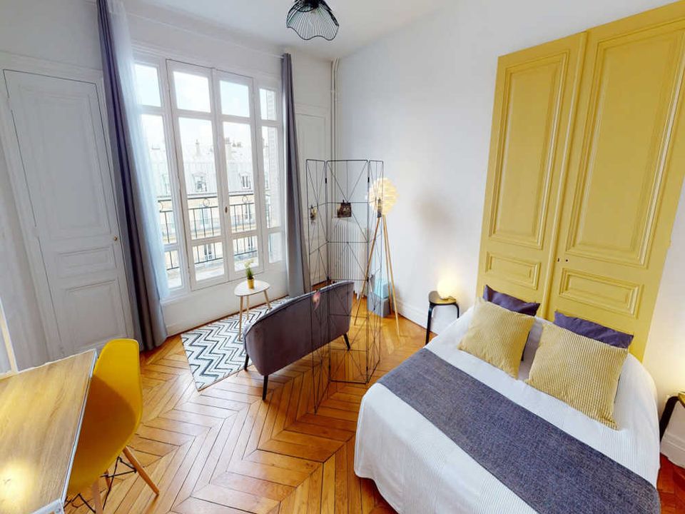 Apartment in Paris, Paris - photo 2