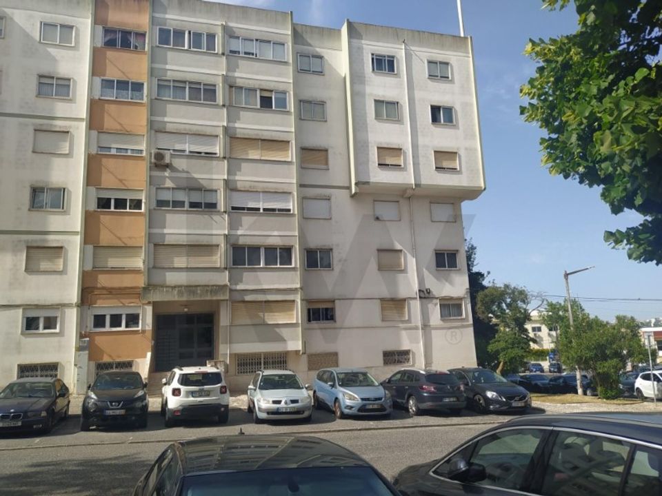 Apartment in Massama, Lisbon - photo 2