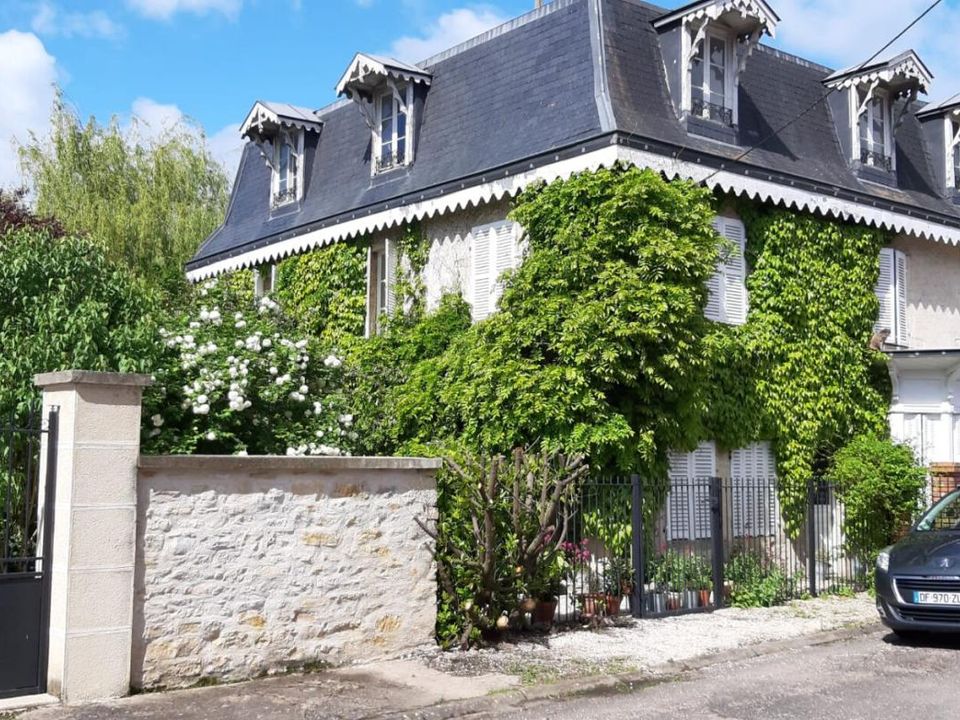 Villa i Mirebeau-sur-Bèze, Cote-d'Or - foto 1
