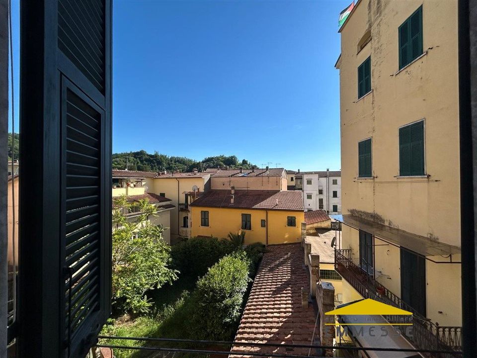 Lejlighed i Carrara, Massa and Carrara - foto 1