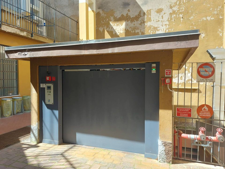 Parkeringsplads i Milan, Milan - foto 3