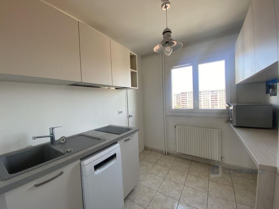 Lejlighed i Villeurbanne, Rhone - foto 3