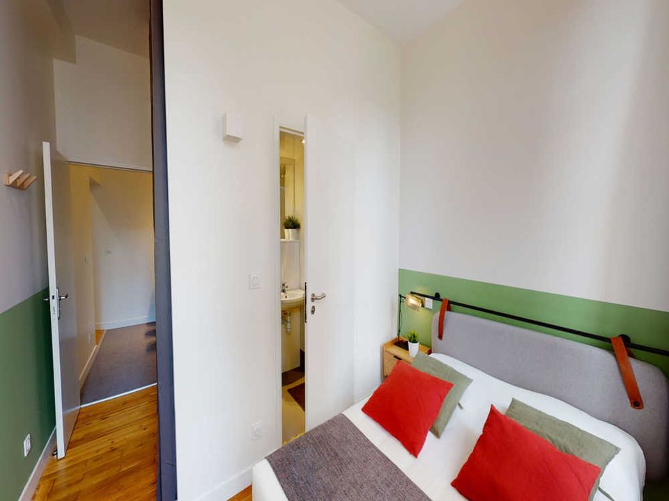 Apartment in Toulouse, Haute-Garonne - photo 2