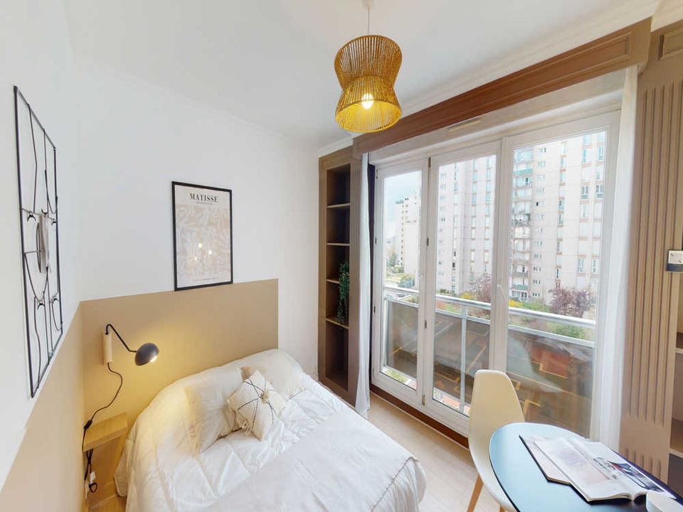 Apartment in Paris, Paris - photo 2