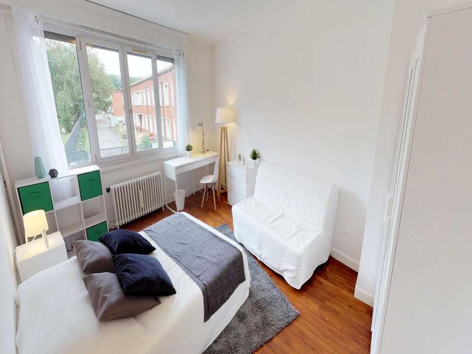 Apartment in Lille, Nord - photo 1