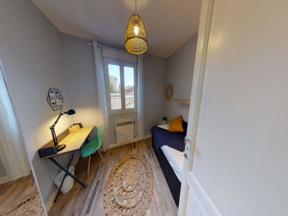 Apartment in Bordeaux, Gironde - photo 3