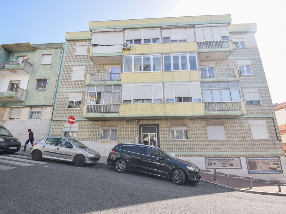 Lejlighed i Amadora, Lisbon - foto 1