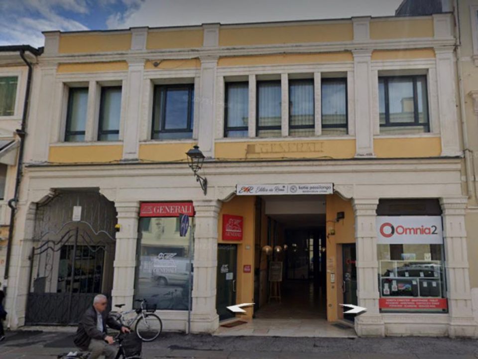 Erhvervsejendom i Lonigo, Vicenza - foto 2