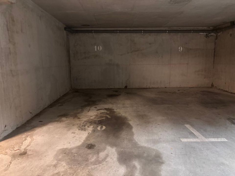 Garage i Aix-en-Provence, Bouches-du-Rhone - foto 1