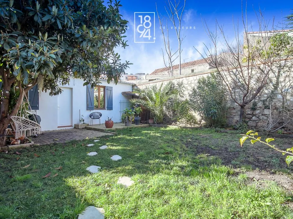 Byhus i Marseille, Bouches-du-Rhone - foto 1