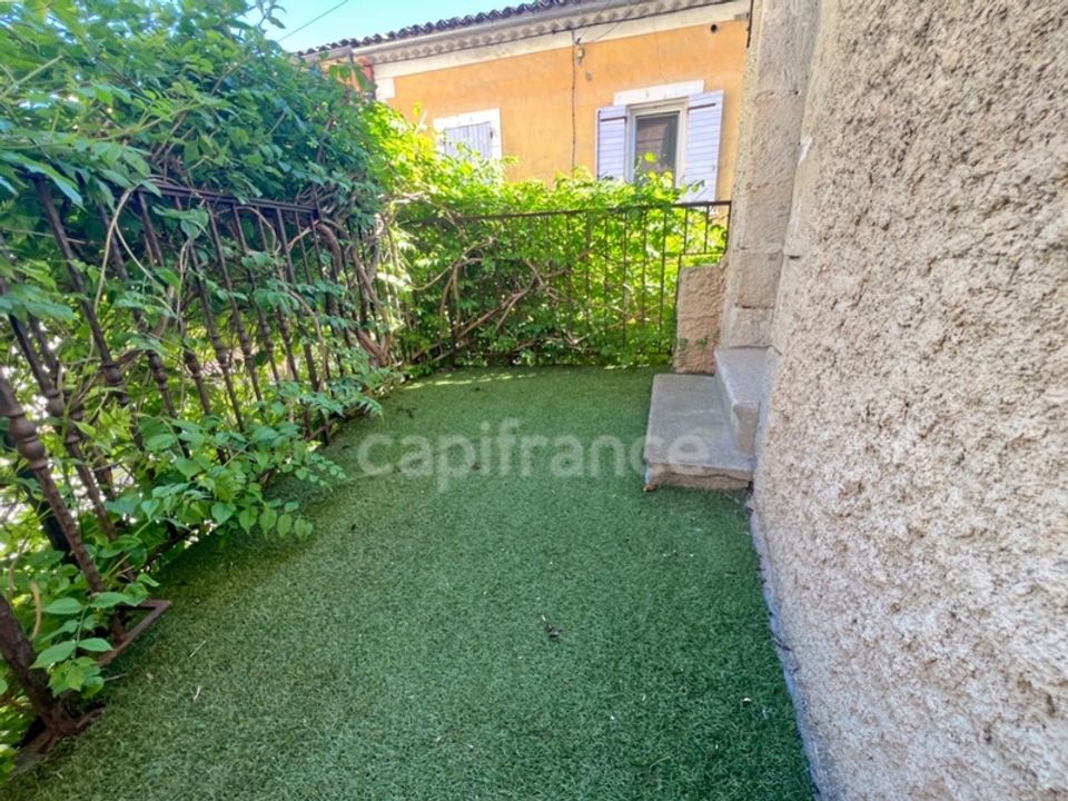Casa de pueblo en Cereste, Alpes-de-Haute-Provence - foto 4