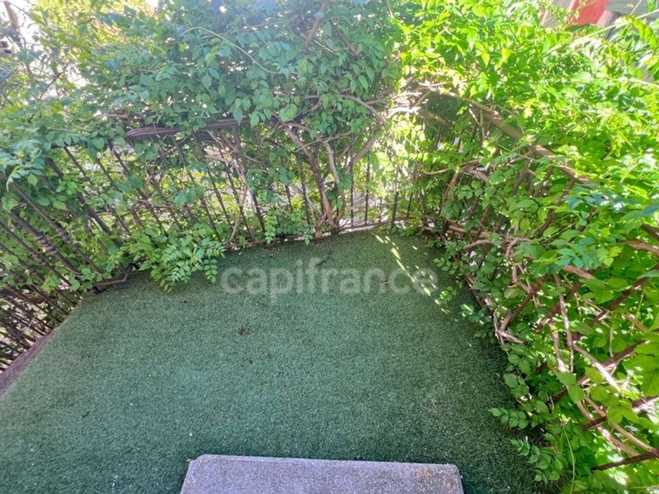 Casa de pueblo en Cereste, Alpes-de-Haute-Provence - foto 5