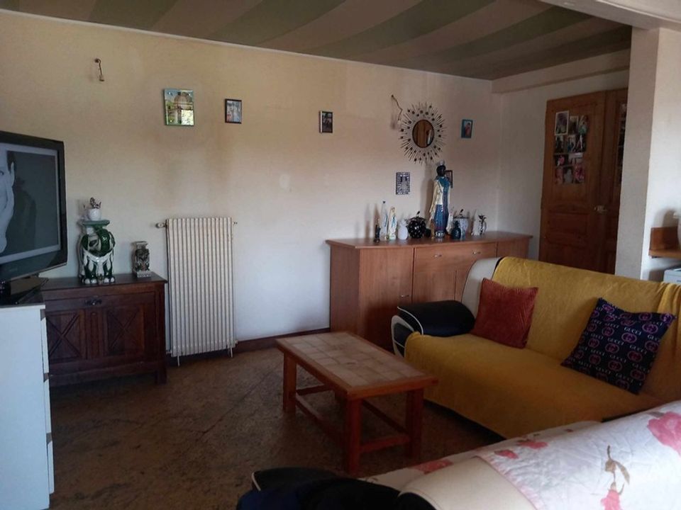 Villa in Thiers, Puy-de-Dome - foto 3