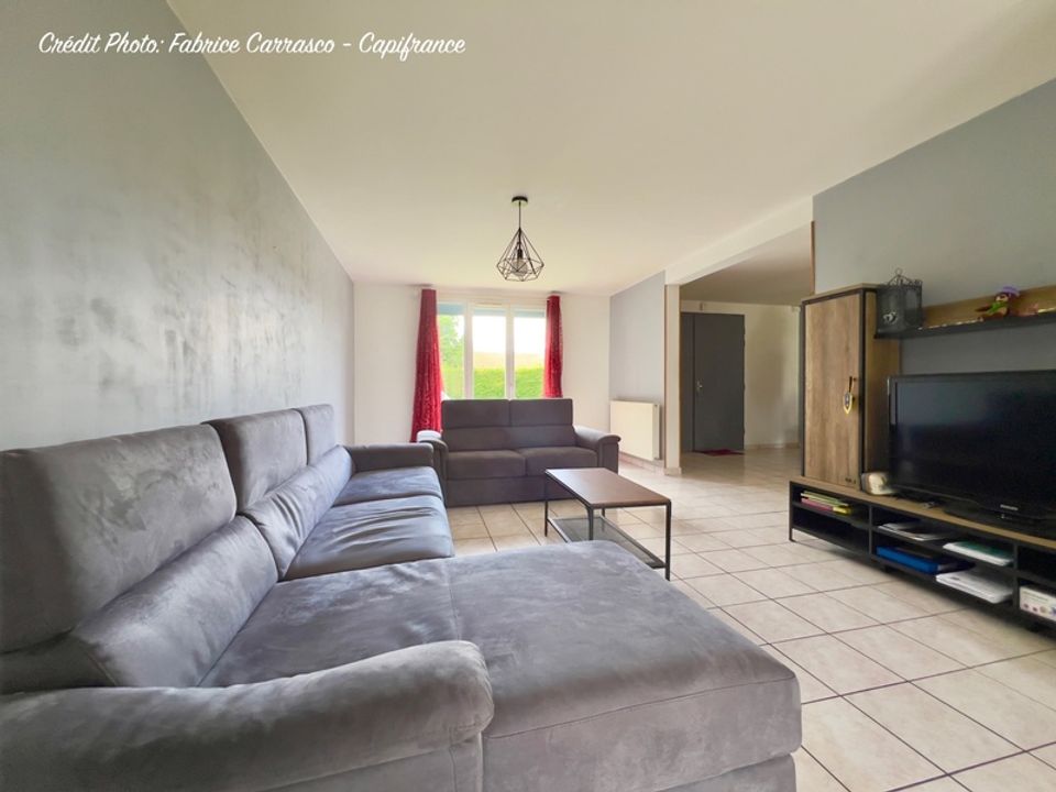 Villa en Saint-Beauzire, Puy-de-Dome - foto 3
