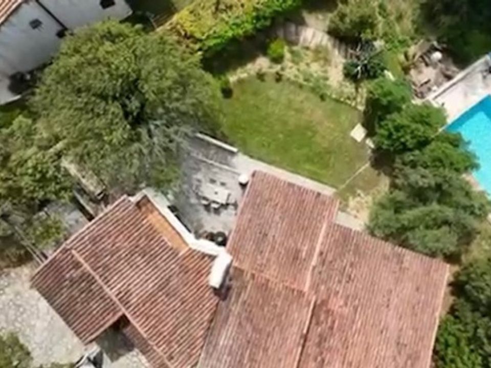 Villa i Aubagne en Provence, Bouches-du-Rhone - foto 1