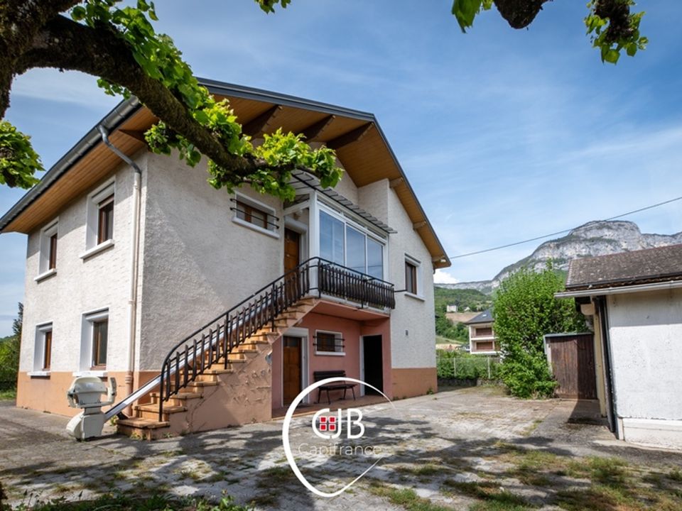 Villa en Saint-Alban-Leysse, Savoie - foto 1