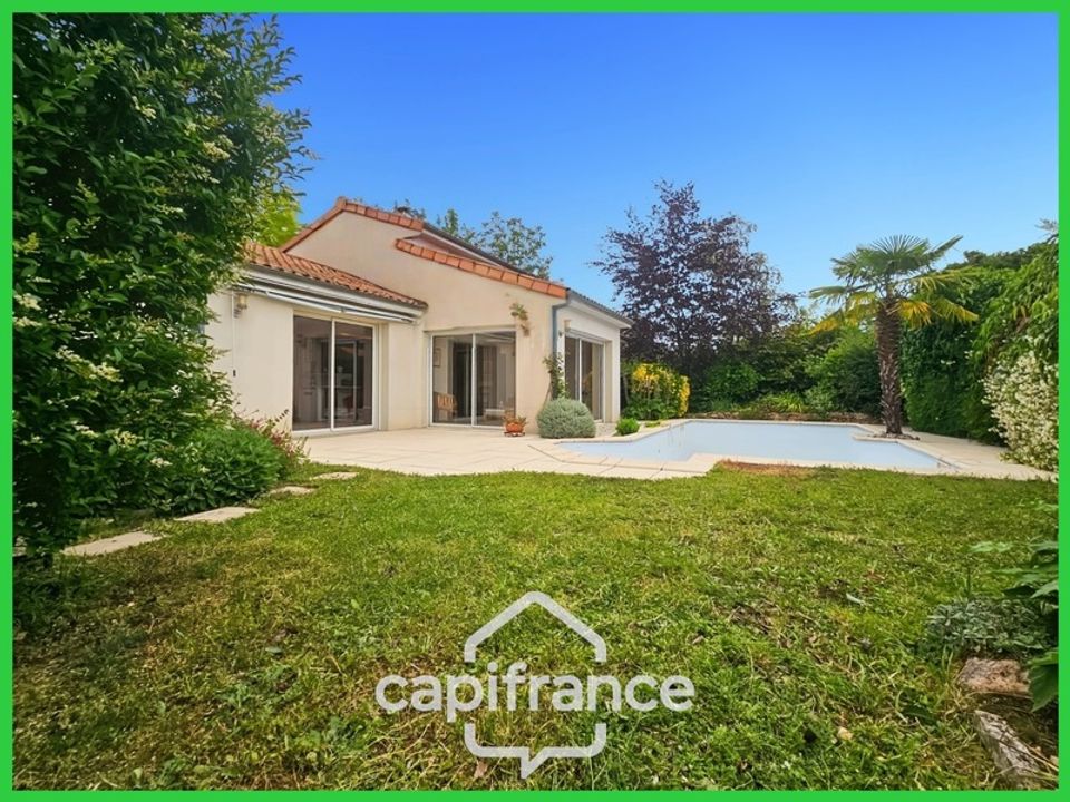 Villa in Buxerolles, Vienne - foto 1