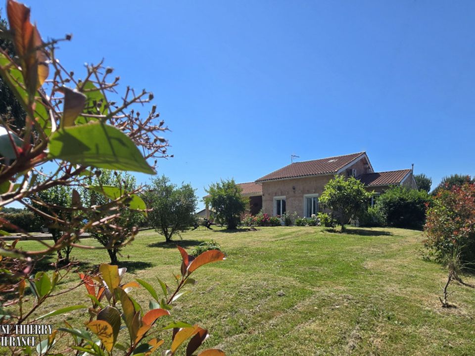 Villa en Castelsarrasin, Tarn-et-Garonne - foto 2