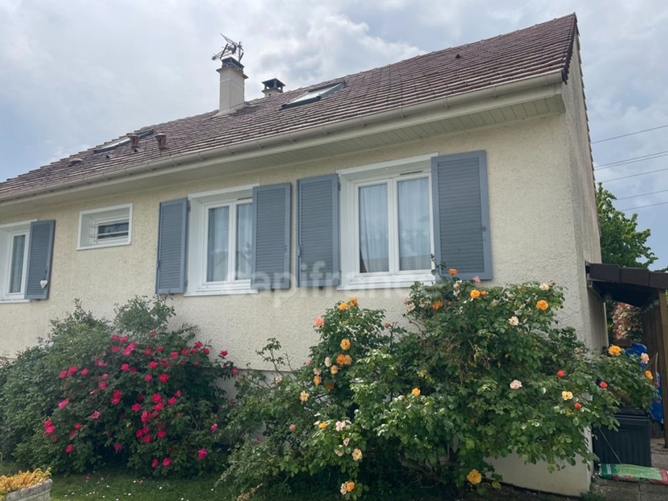 Villa i Villers-sous-Saint-Leu, Oise - foto 1