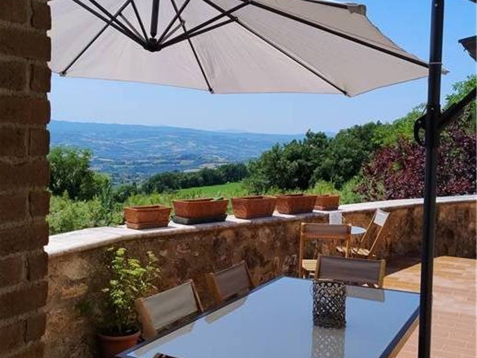Masia a Gualdo Cattaneo, Perugia - foto 1