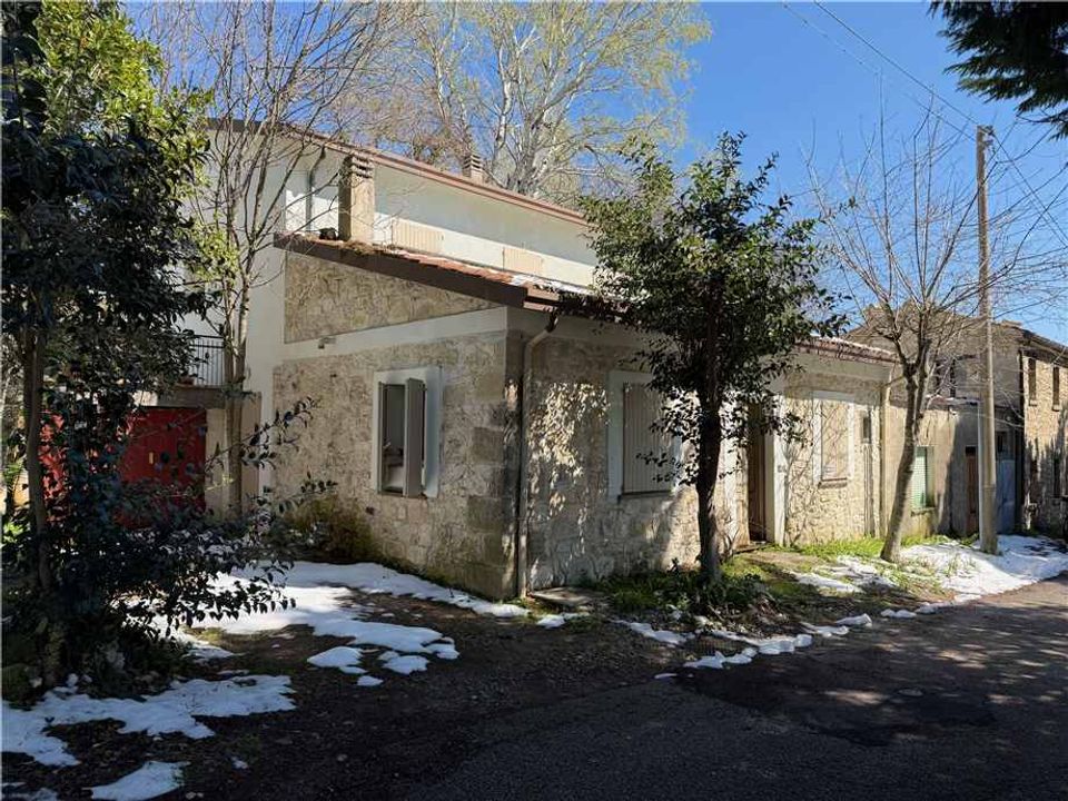 Casa de pueblo en San Leo, Rimini - foto 1