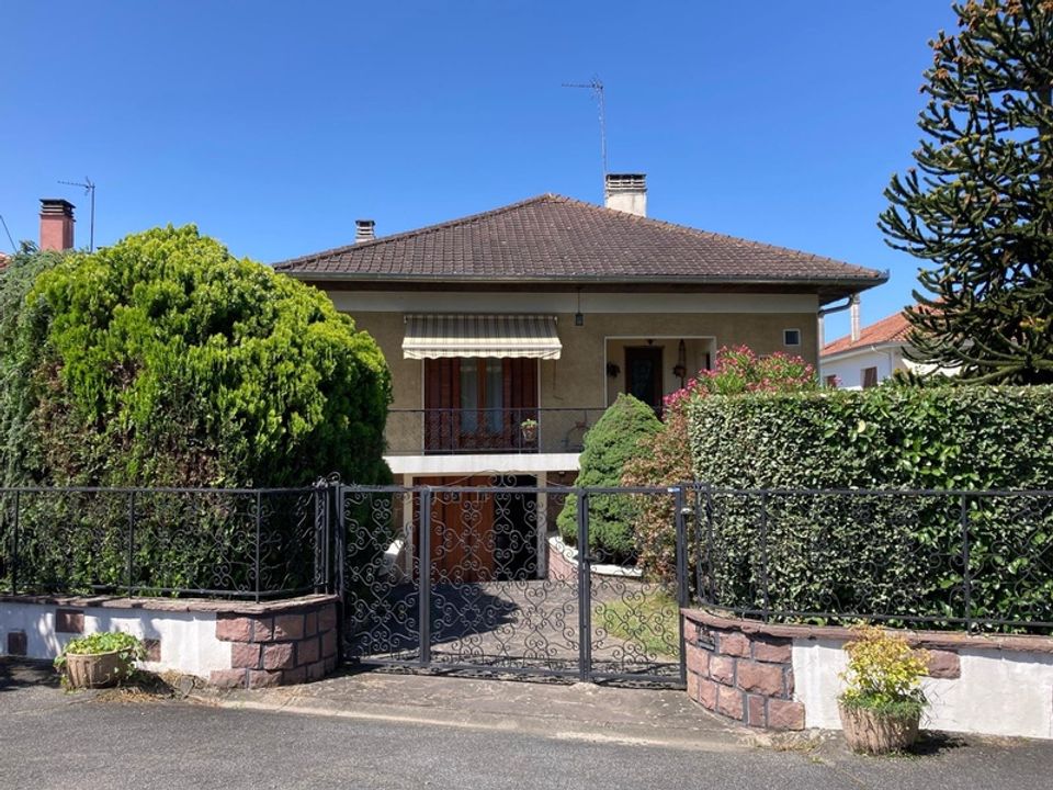 Villa i Aureilhan, Hautes-Pyrenees - bilde 1